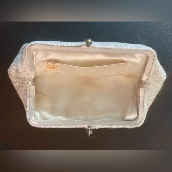 Sensational Hand Beaded Mid Century Evening Bag - Picture 3 of 6